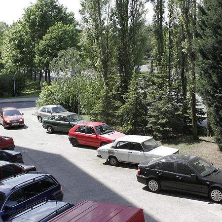 Hotel Terek Штети Экстерьер фото