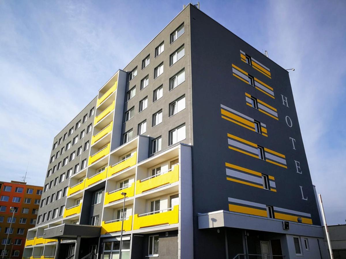 Hotel Terek Штети Экстерьер фото