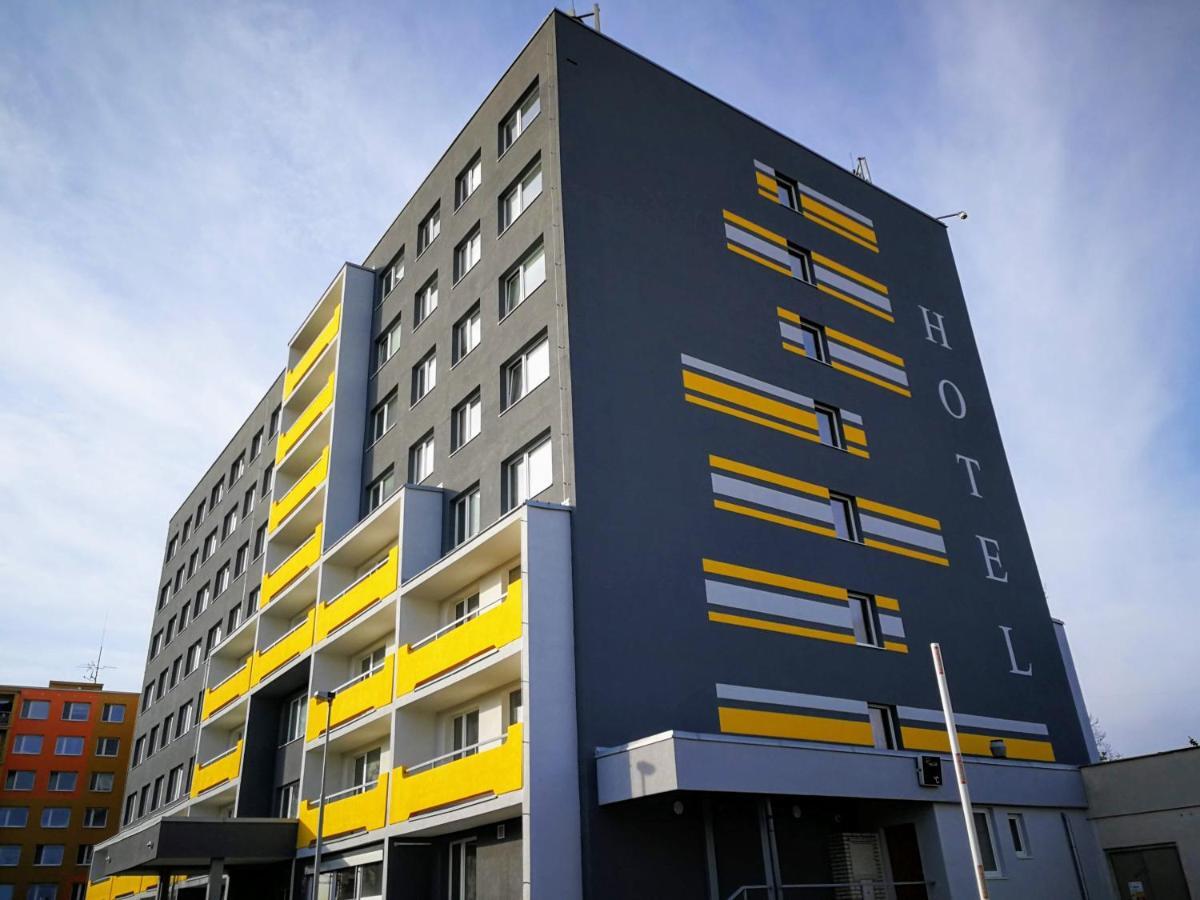 Hotel Terek Штети Экстерьер фото